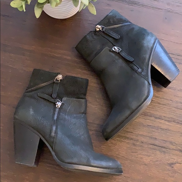 Vince Camuto Shoes - Vince Camuto Black Leather Booties
